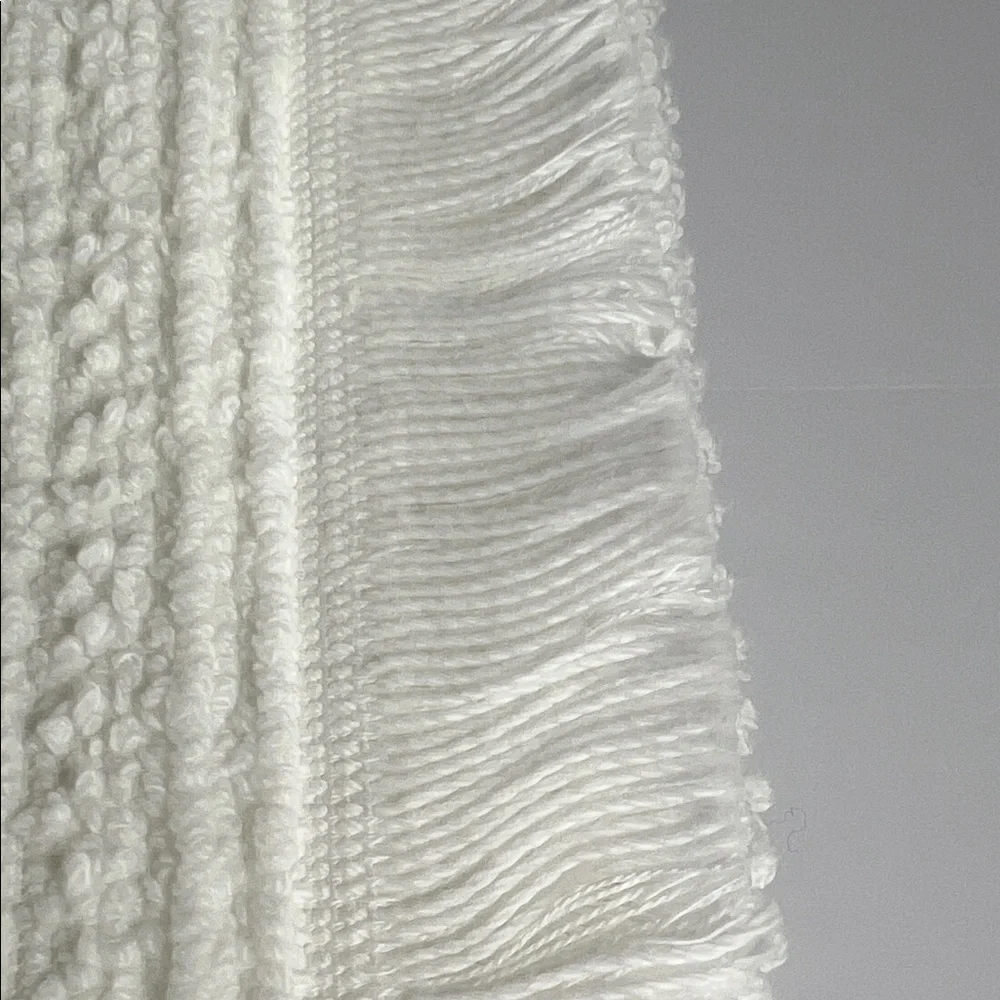 Bianca Bath Towels Luxurious White with Fringe Textured Portugal Set of 2 NEW